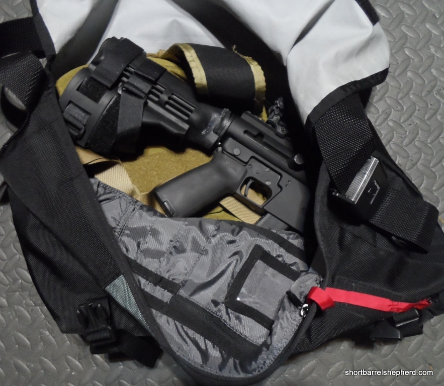 UTG-Carry-Bag-contents-25per.jpg